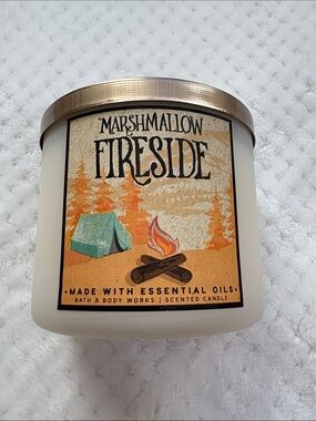 Bath & Body Works Marshmallow Fireside Scented Candle - 3 Wick ~ New